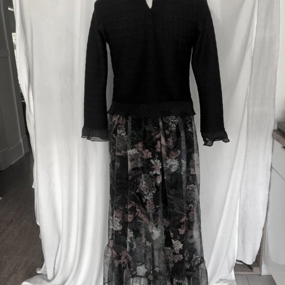 fitted long sleeve top - Picture 1 of 8